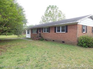 122 E Main St, Lumber Bridge, NC 28357