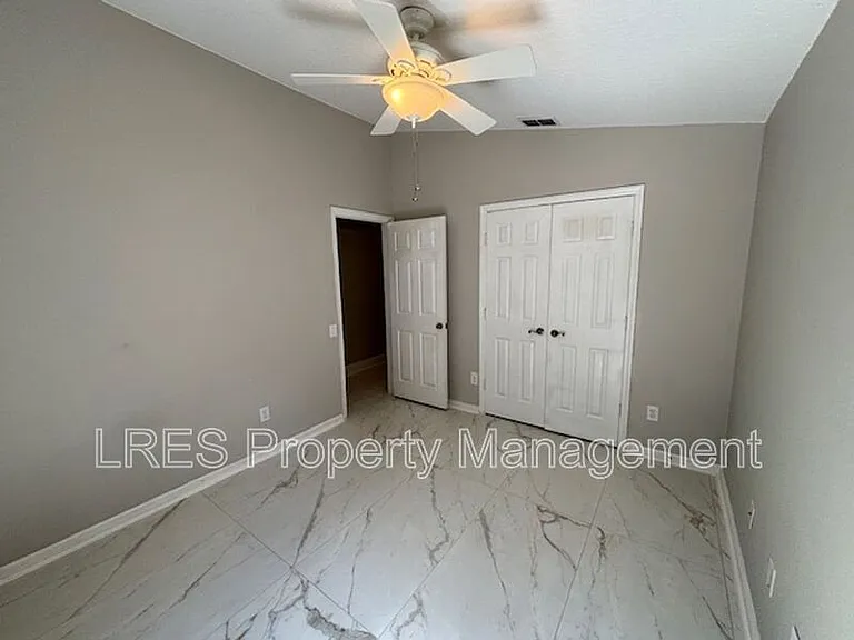 1028 Kerwood Cir — Photo 32