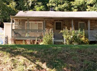 187 Spring Hollow Rd, Troutville, VA 24175