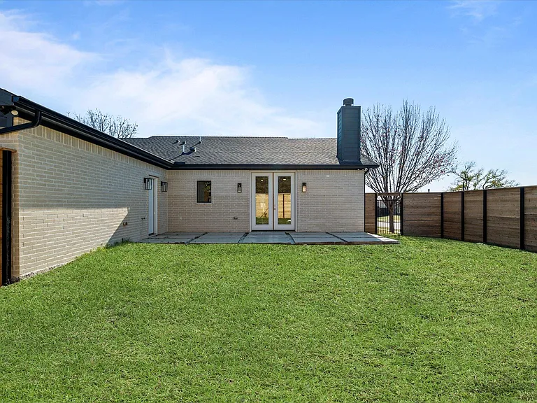 5552 Vaden St — Photo 5
