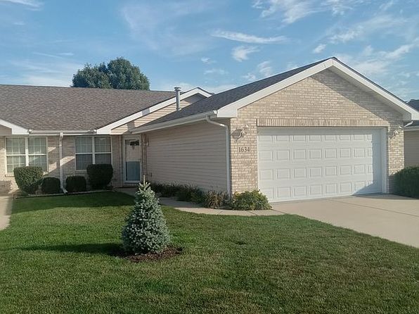 1634 Golden Oak Dr #O