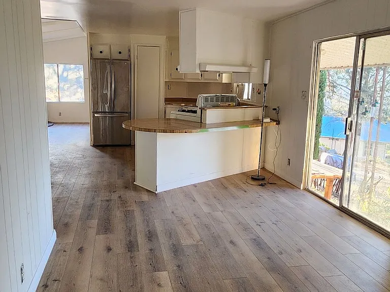 216 Kearns Dr — Photo 18
