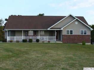 1911 E 2100th St, Camp Point, IL 62320