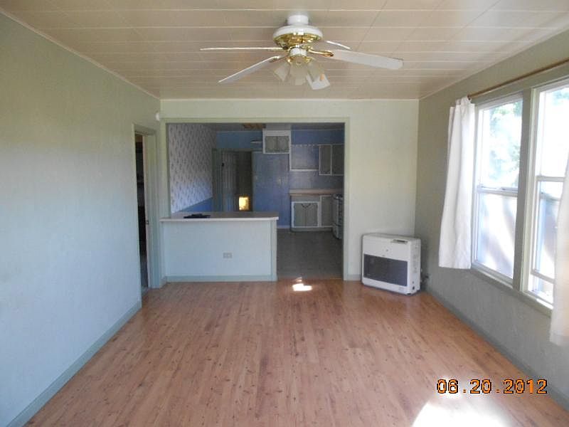 2nd image of 605 Stringtown Ave