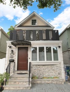 8708 69th Ave, Forest Hills, NY, 11375