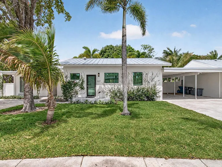 517 NW 1st St — Photo 4
