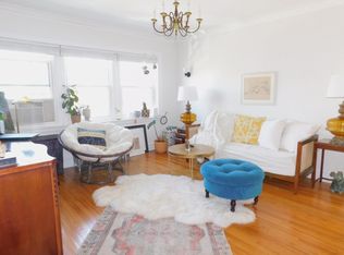 1119 Central Ave #A2, Wilmette, IL 60091