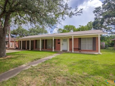 104 Scarborough Dr, Victoria, TX, 77901