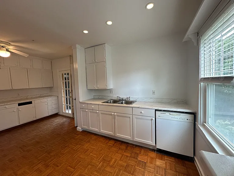 66 Summer St #1 — Photo 7