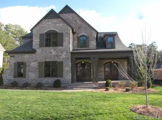 601 Jefferson Dr, Charlotte, NC 28270