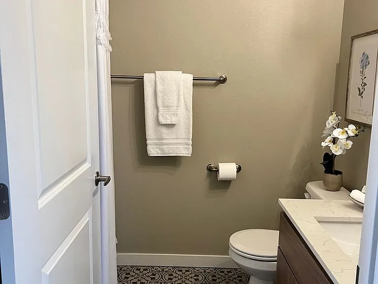 Eagle Pointe Apartments- Resort-Style Living in Albany — Photo 65