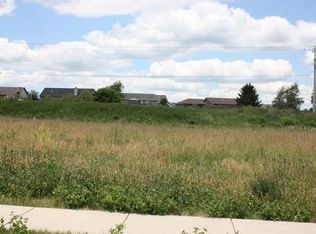 746 Ojibwe Path #LT5, Kewaskum, WI 53040