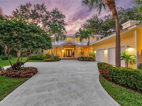 5th image of 2600 NE Sabal Palm Way
