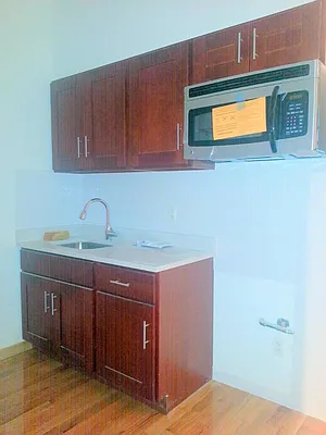 Rented by Keller Williams NYC | media 25