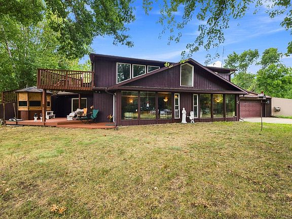 4th image of 15534 Brunswick Rd