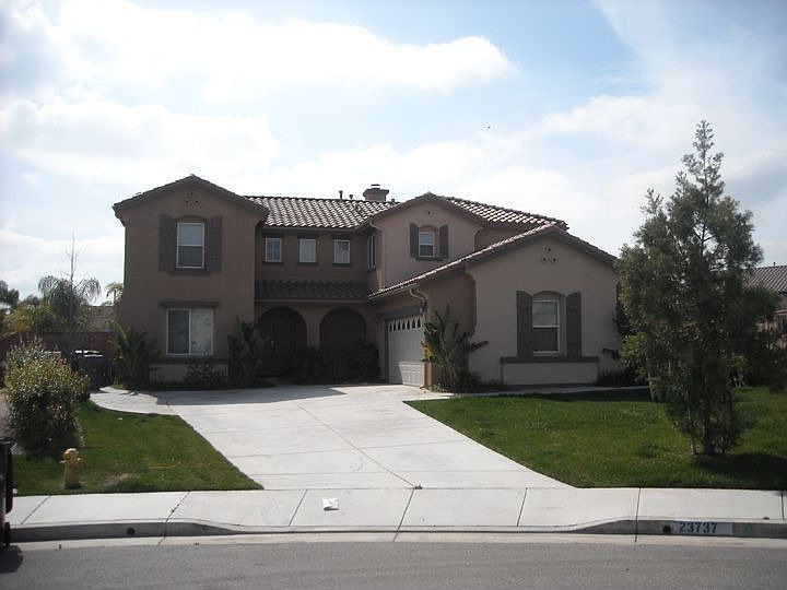 1st image of 23737 Pinnie Cir