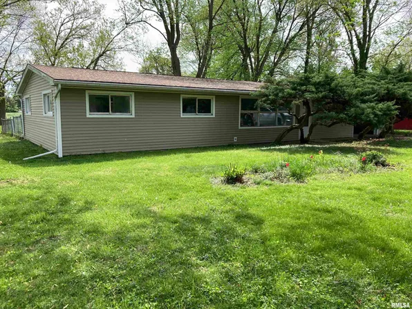 13530 Bab Rd, Auburn, IL 62615