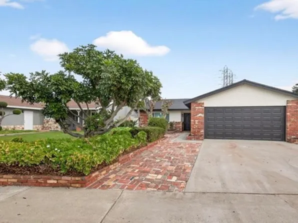 13822 Olive St, Westminster, CA 92683