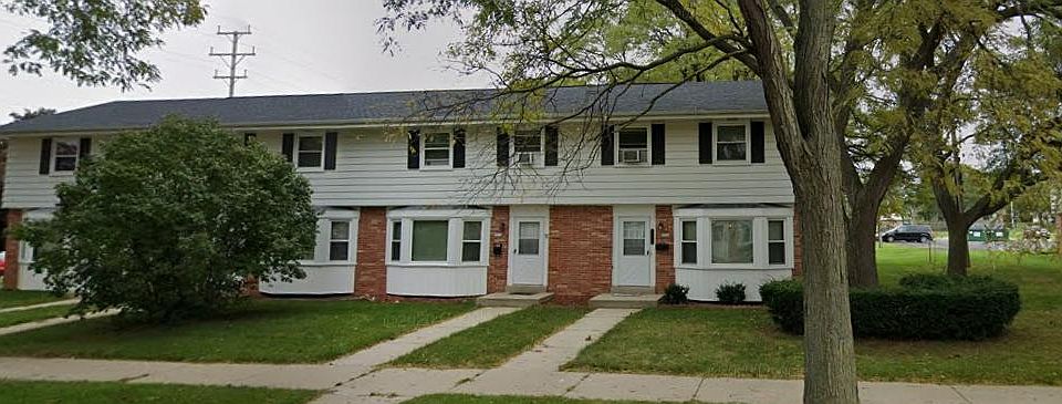 1st image of 2814 E Allison Ave
