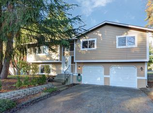 17232 Brook Blvd, Bothell, WA 98012