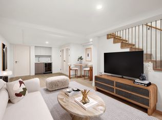 110 E 37th St #100, New York, NY 10016