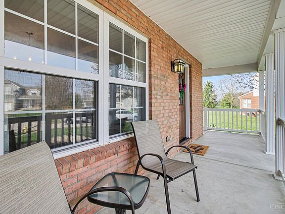 4th image of 6054 Bluffs Dr