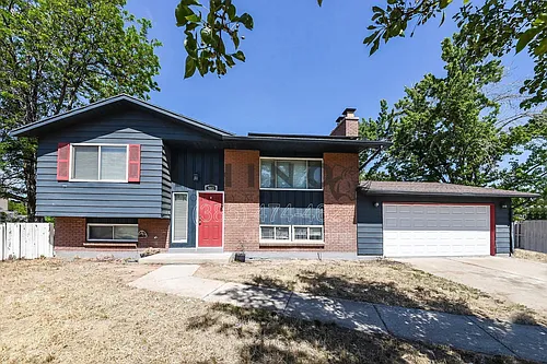 983 E Dry Gulch Cir Photo 1