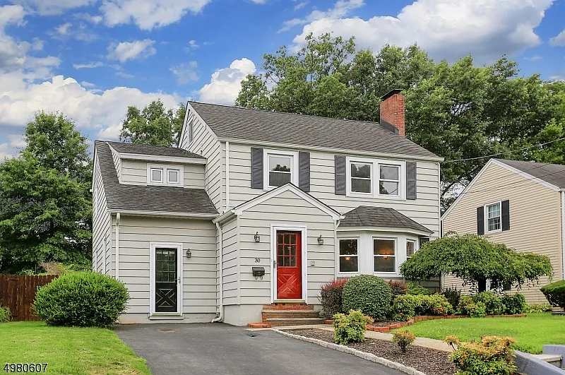 30 E Young St