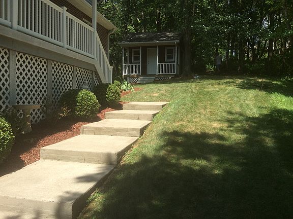 4th image of 20128 Longview Dr