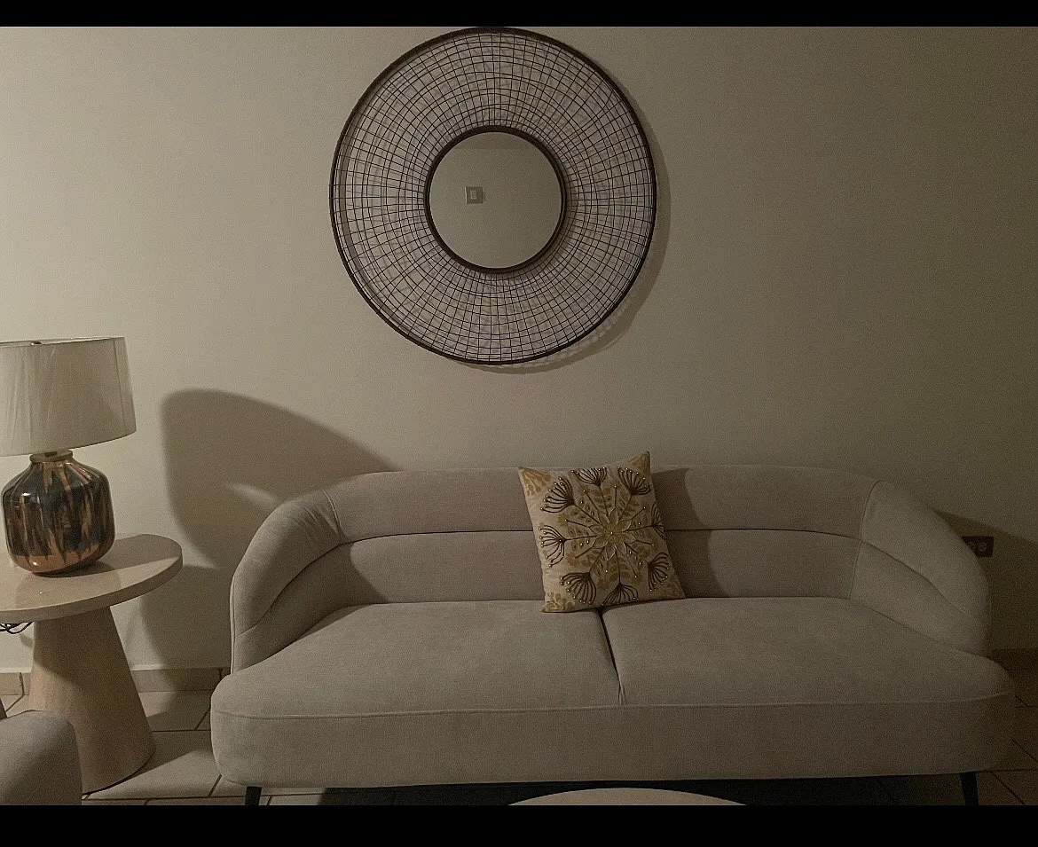 2 bed, $1,400 — Photo 2