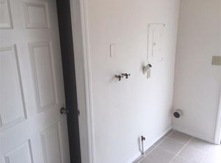172A Macarthur Ave, Sayreville, NJ 08872