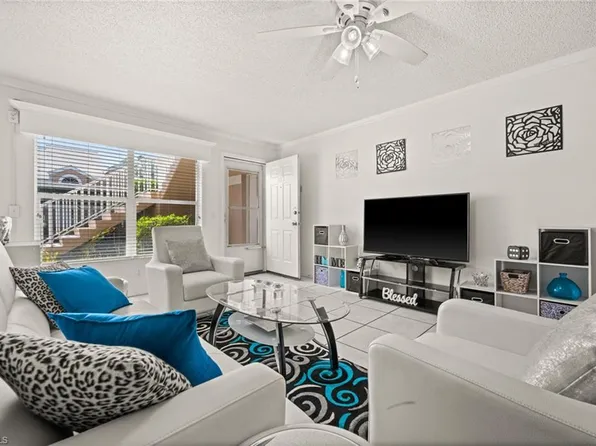 3940 Leeward Passage CT #102, BONITA SPRINGS, FL 34134