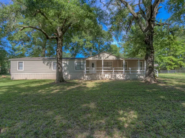 7168 Golden Meadows Rd, Greenwood, LA 71033