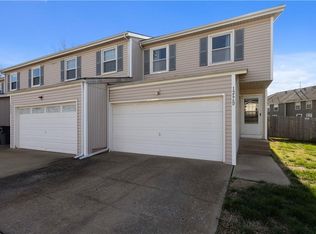 1266 N Petzold Dr APT D, Olathe, KS 66061