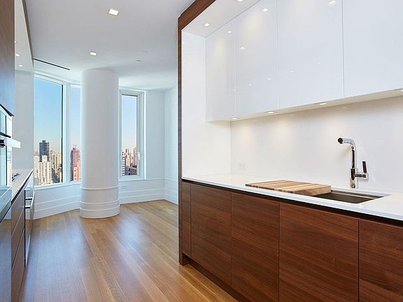 5th image of 252 E 57th St APT 47A