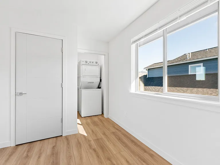 421 Creekside Way #B — Photo 12