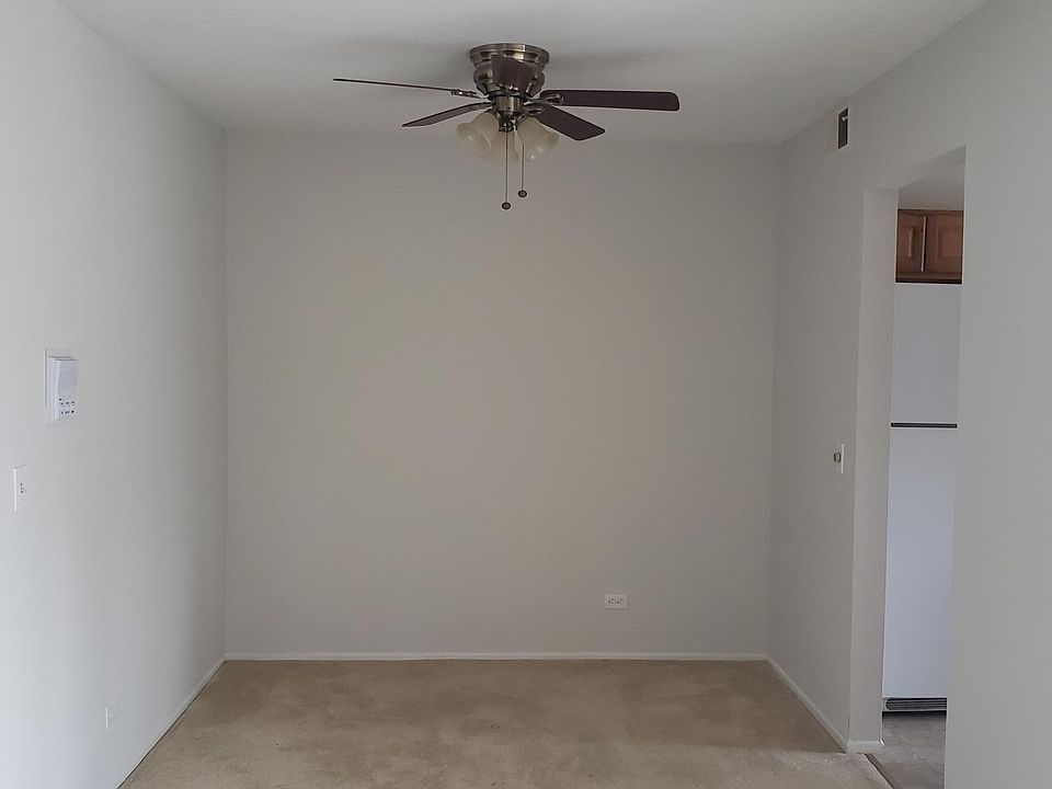 1st image of 299 Pembridge Ln