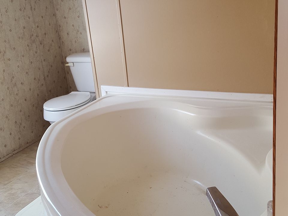 Large Garden Tub in Master Bathroom