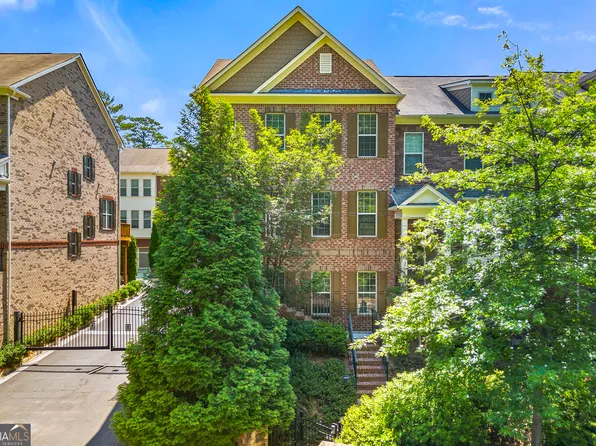 3266 Ferncliff Ln, Atlanta, GA 30324