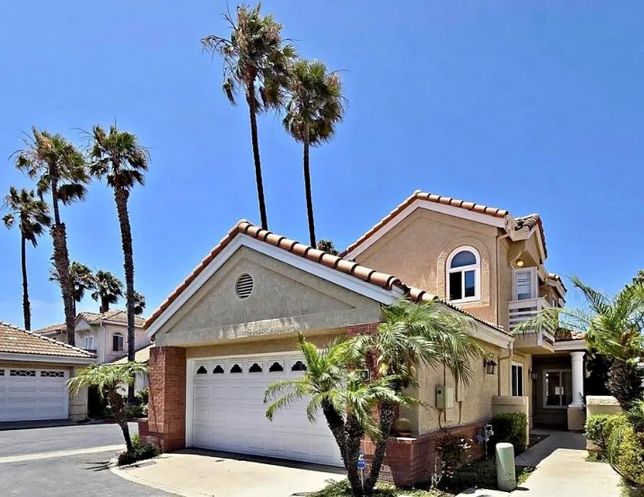 3 bed, 1730 sqft, $5,000 — Photo 1