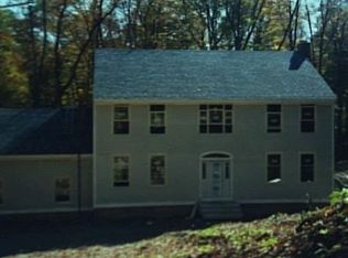 5 N St, Fairfield, CT 04937
