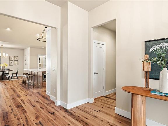 5th image of 5040 Pont Neuf Rd