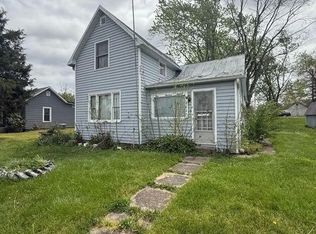 111 Hamilton St, New Holland, OH 43145