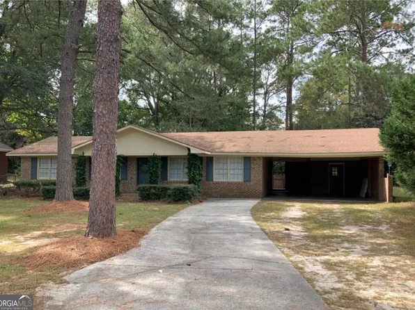 216 Henderson St, Statesboro, GA 30458