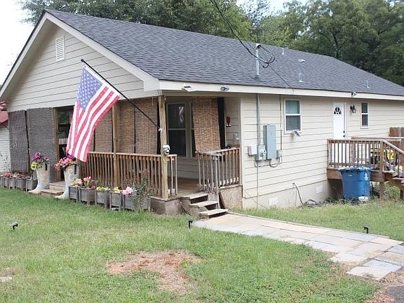 2nd image of 202 S Allen Blvd