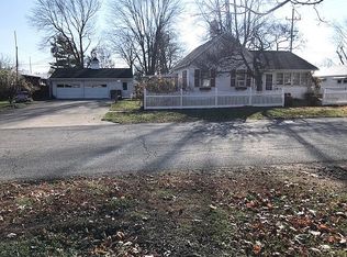 325 E Highland Ave, Ada, OH 45810