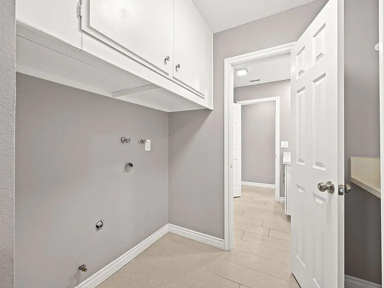 1641 Maywood Ave — Photo 15