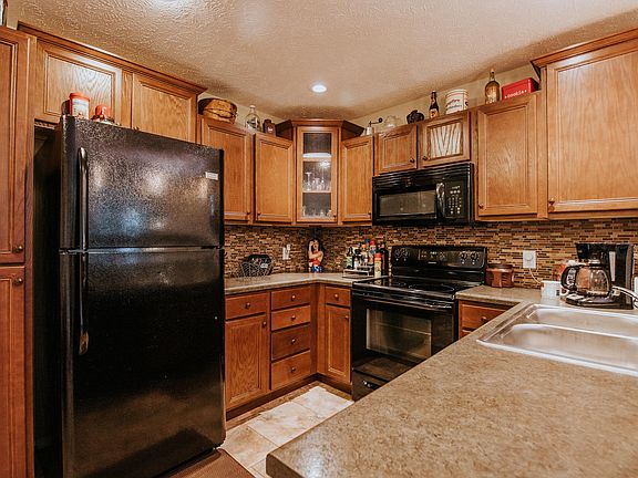 3rd image of 2601 W Saige Dr