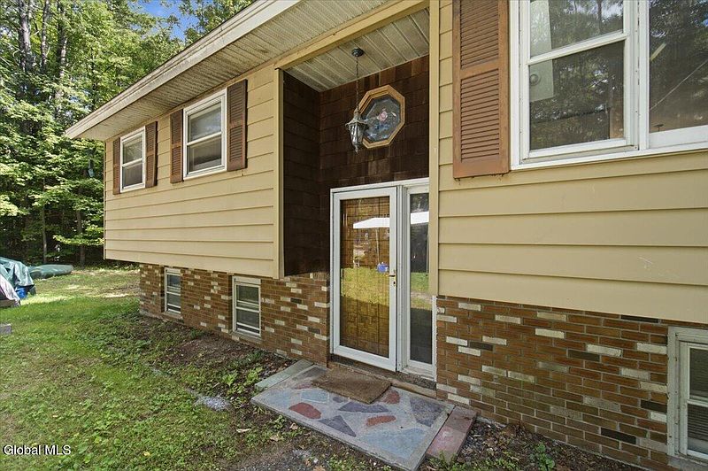 5th image of 383 Coy Road