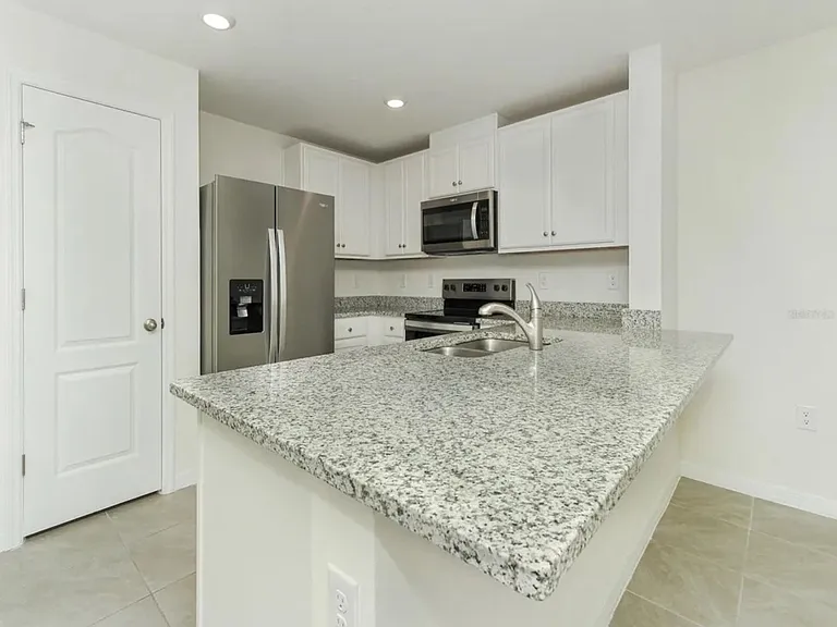 2803 Brie Hammock Bnd — Photo 3